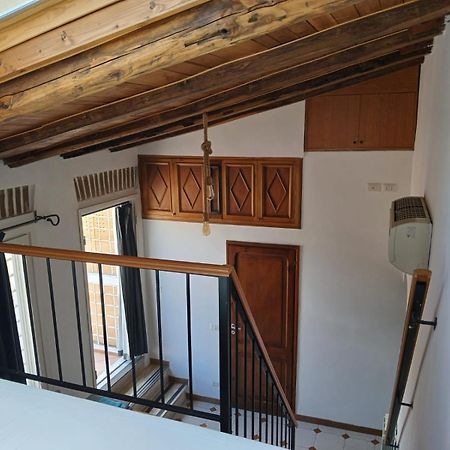Ferienwohnung Attico Con Terrazza Santa Cecilia Rom Exterior foto