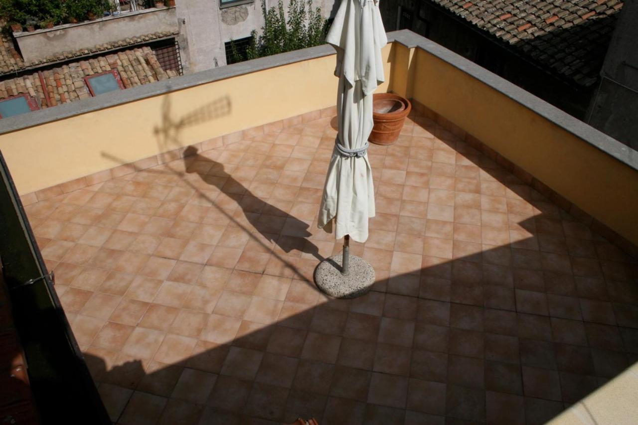 Ferienwohnung Attico Con Terrazza Santa Cecilia Rom Exterior foto
